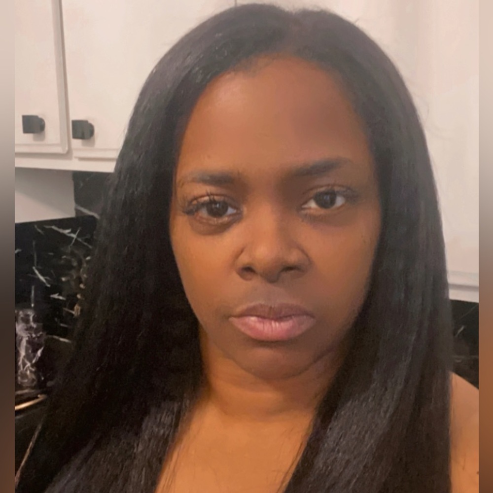Meet your Posher, Twyla